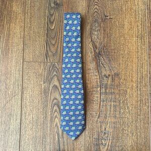 Vineyard Vines "Woody & Tree" Tie - 100% silk